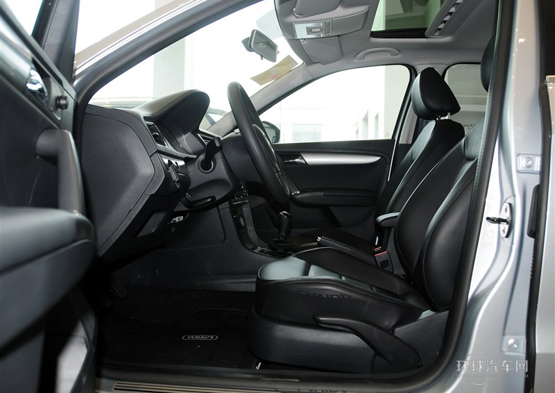 2013款 改款 1.6L 手動舒適版