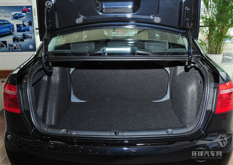 2013款 改款 1.6L 自動(dòng)風(fēng)尚版