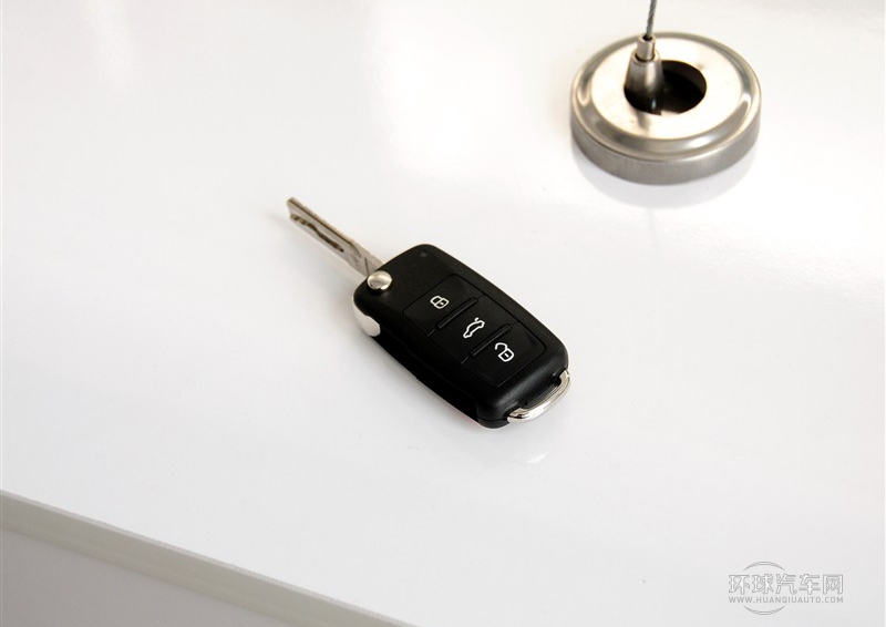 2013款 改款 1.6L 自動豪華版