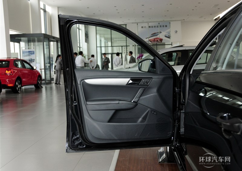 2013款 改款 1.6L 自動豪華版