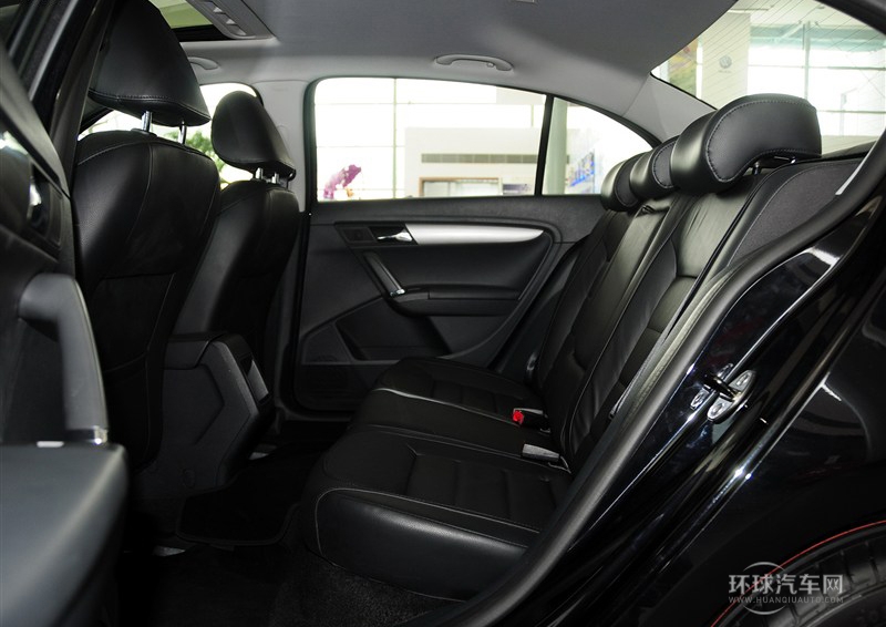 2013款 改款 1.6L 自動(dòng)舒適版