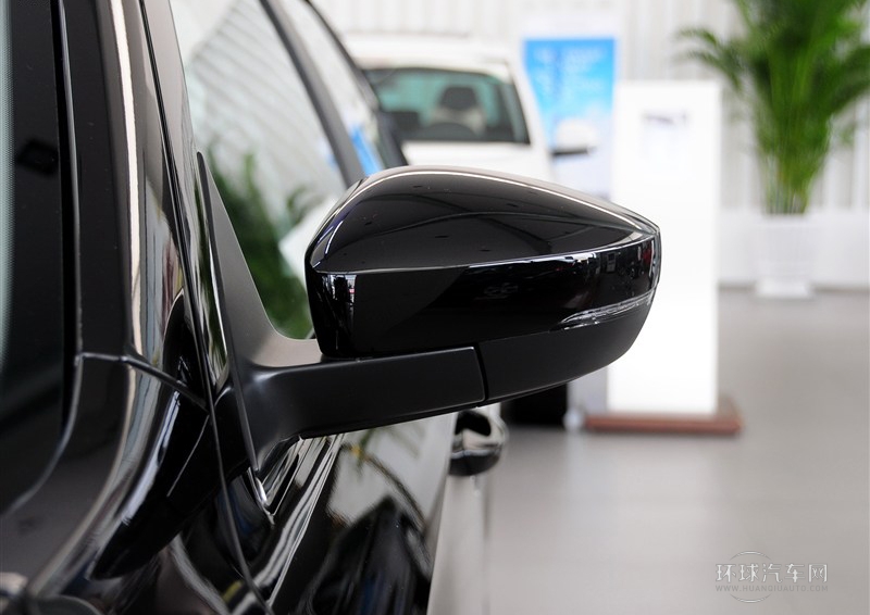 2013款 改款 1.6L 自動舒適版