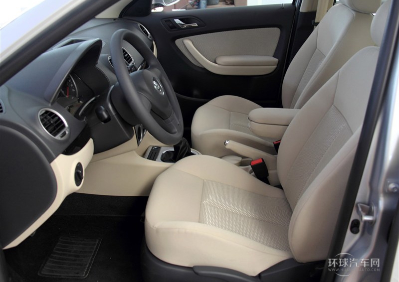 2013款 經(jīng)典 1.6L 手動(dòng)風(fēng)尚版