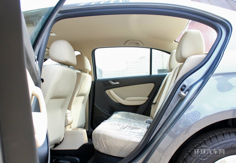 2013款 經典 1.6L 自動風尚版