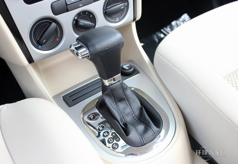 2013款 經(jīng)典 1.6L 自動風尚版