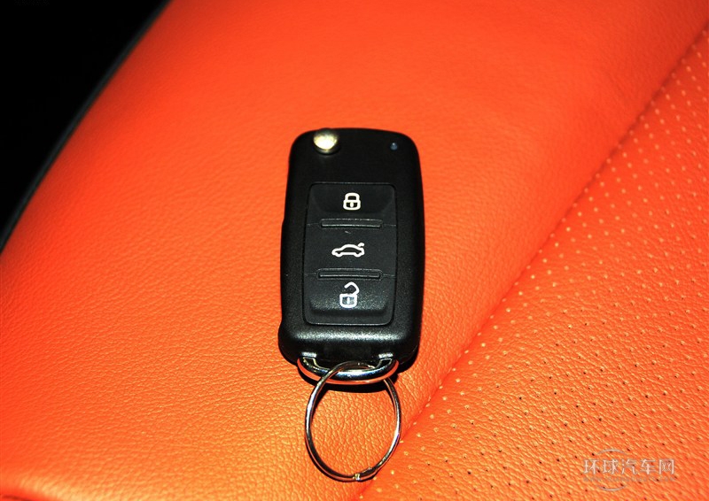 2014款 1.6L 自動運動版