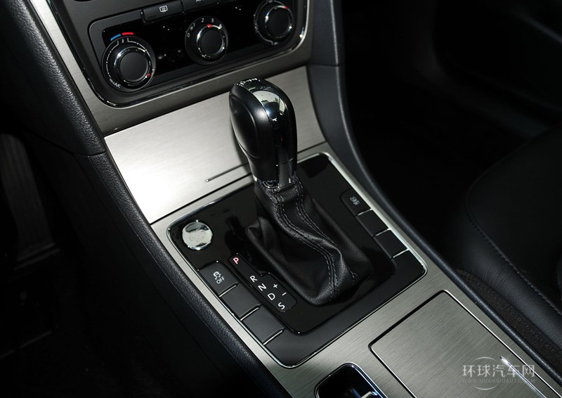 2014款 1.8TSI DSG尊雅版