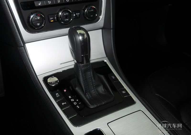 2014款 2.0TSI DSG御尊版