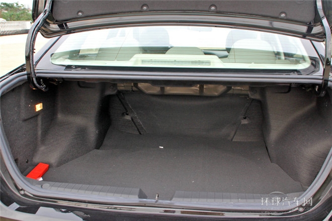 2012款 2.0L 手動(dòng)典雅版