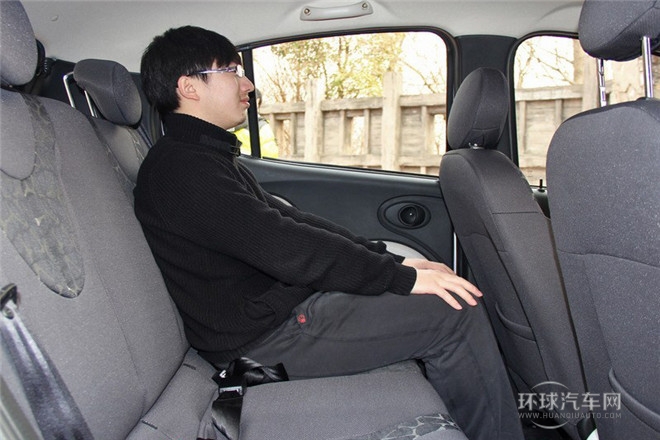 2013款 1.0L 手動活力版