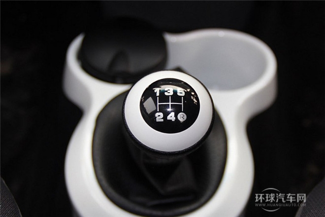 2013款 1.0L 手動活力版