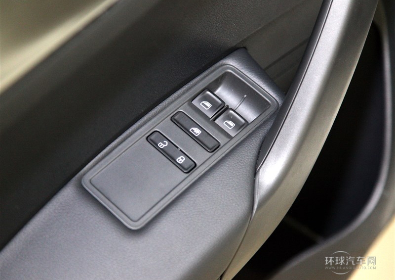 2013款 1.6L 手動風(fēng)尚版