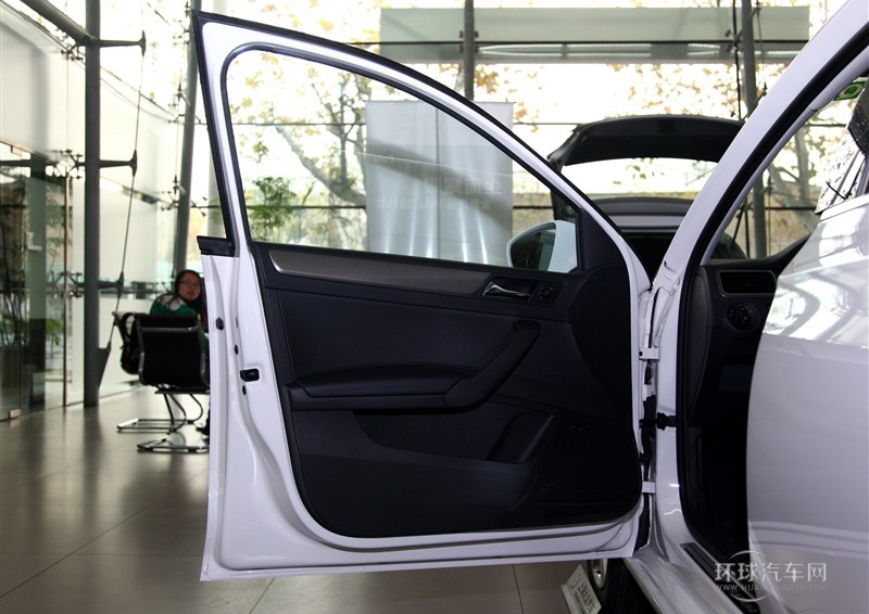 2013款 1.6L 手動風尚版