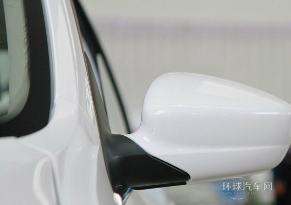 2013款 1.6L 手動風尚版