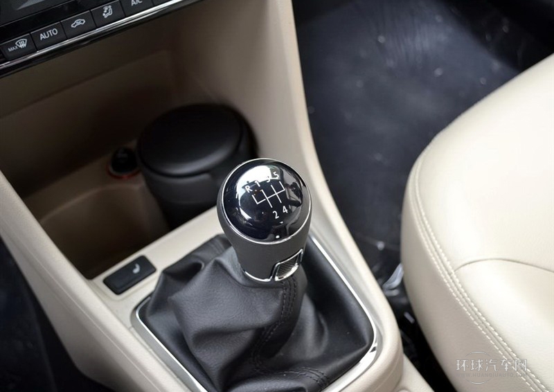 2013款 1.6L 手動豪華版