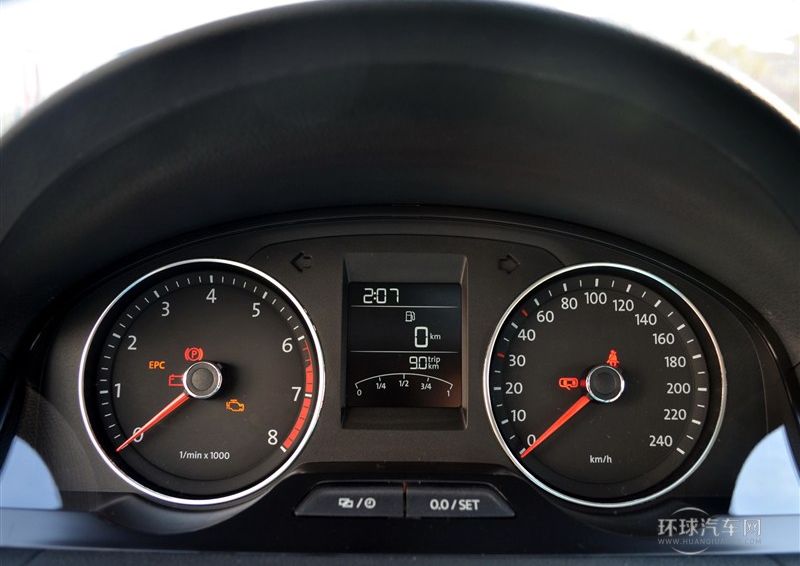 2013款 1.6L 手動豪華版