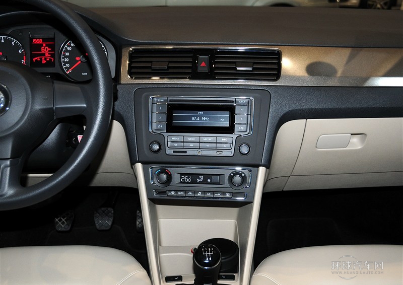 2013款 1.6L 手動舒適版