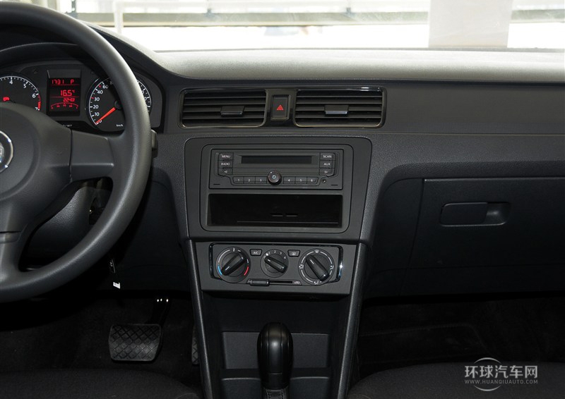 2013款 1.6L 自動風尚版