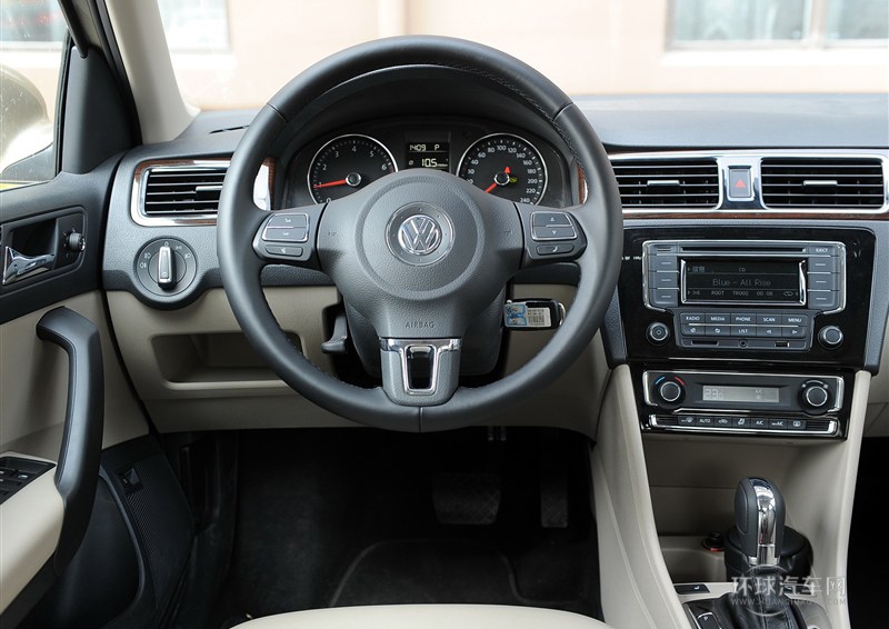 2013款 1.6L 自動(dòng)豪華版