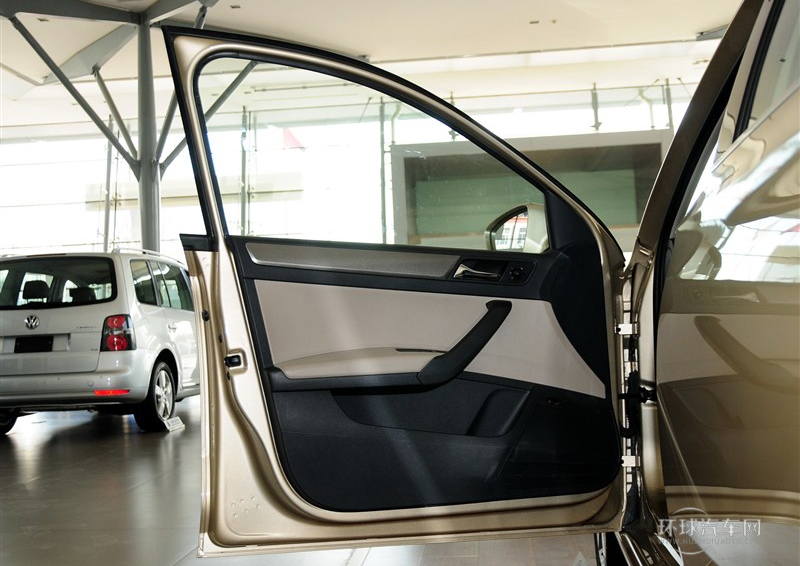 2013款 1.6L 自動舒適版