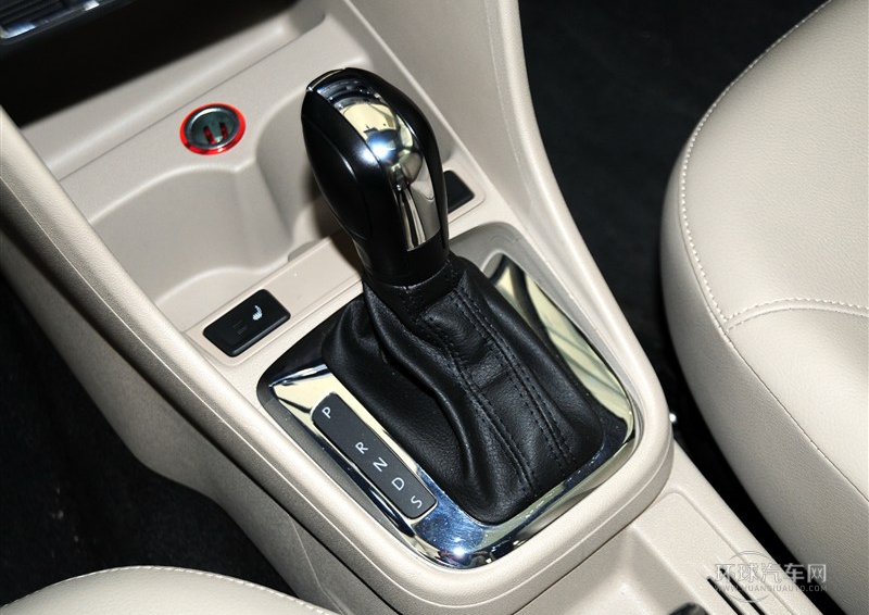 2013款 1.6L 自動舒適版