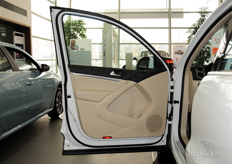 2013款 1.8TSI 自動兩驅豪華型