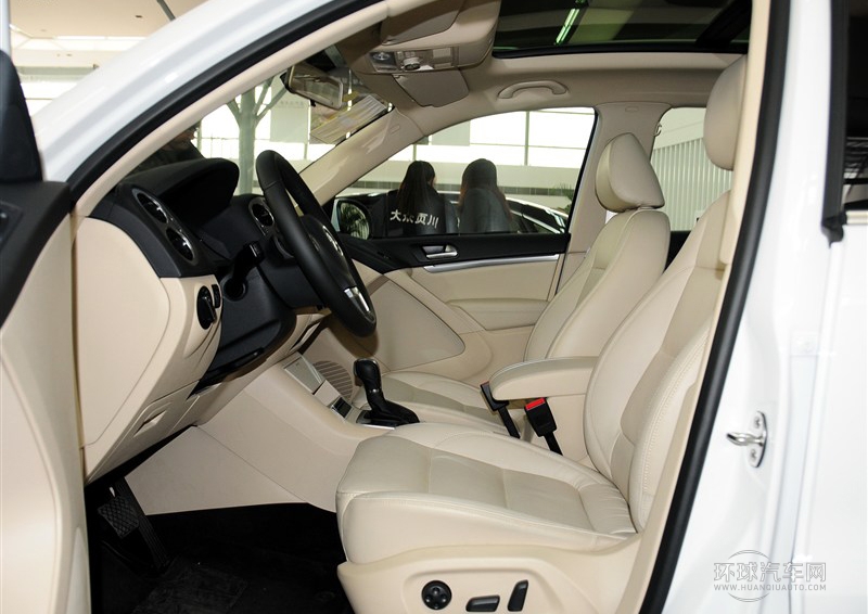 2013款 1.8TSI 自動(dòng)兩驅(qū)豪華型