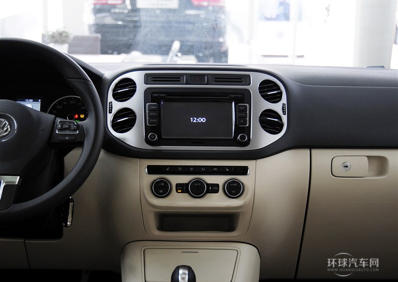 2013款 1.8TSI 自動(dòng)兩驅(qū)豪華型