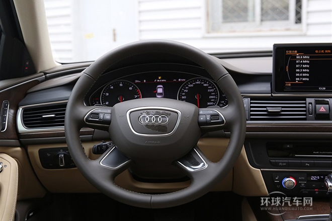 2014款 50 TFSI quattro 豪華型