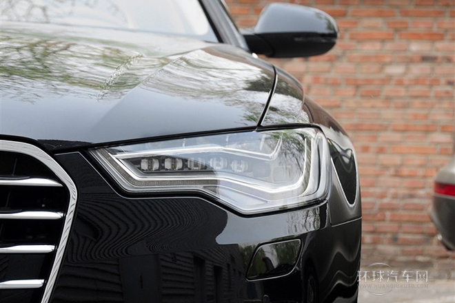 2014款 35 FSI quattro 豪華型