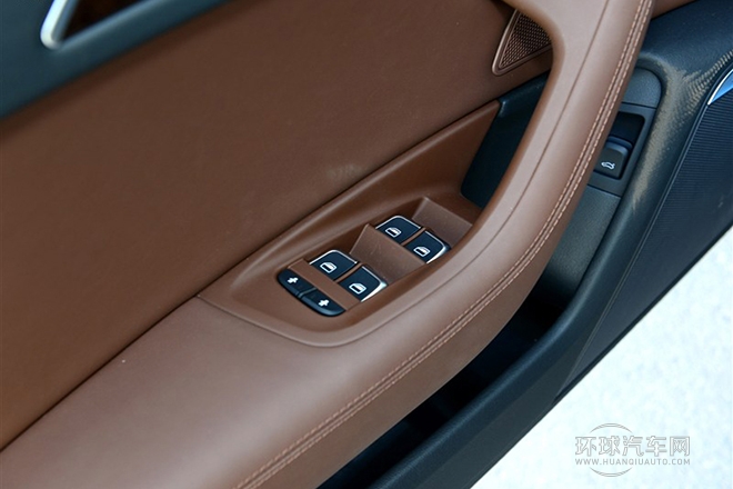 2014款 35 FSI 豪華型