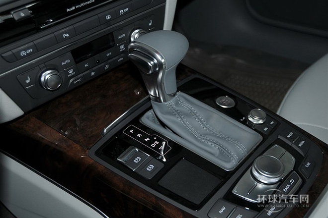 2014款 30 FSI 舒適型