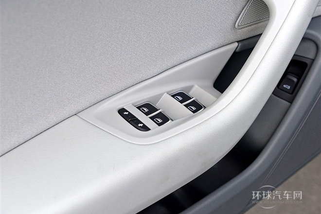 2014款 30 FSI 技術型