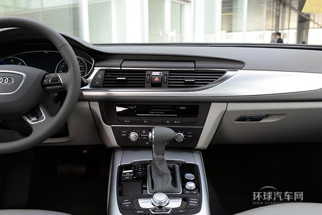 2014款 30 FSI 技術(shù)型