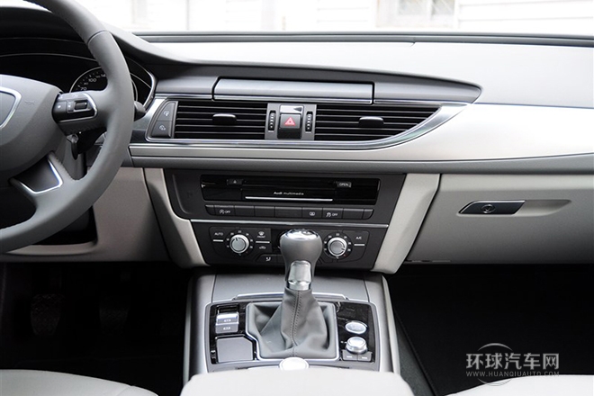 2014款 TFSI 手動(dòng)基本型