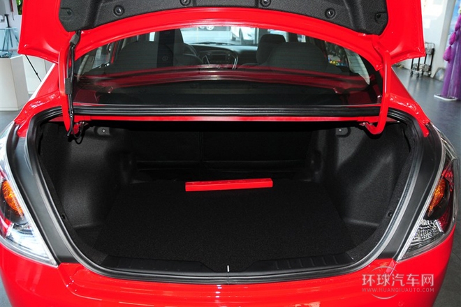 2013款1.6L自動ESP 精英版