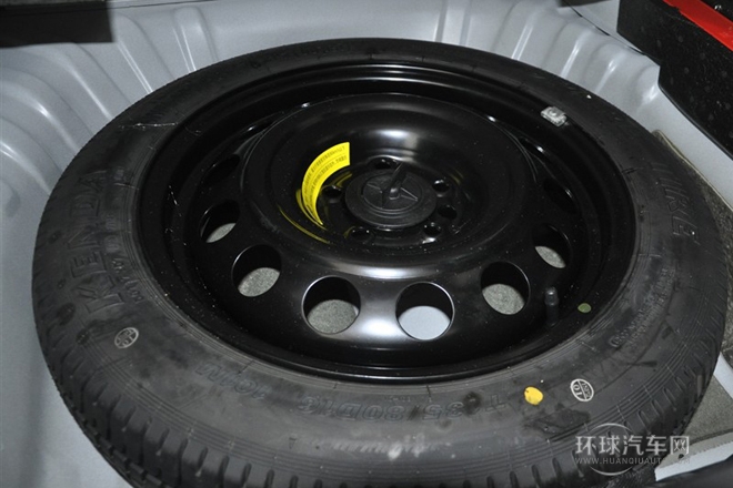 2013款 1.8L 自動豪華型