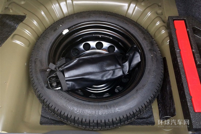 2013款 1.8L手動(dòng)精英版