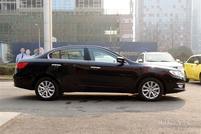 2013款 1.8L手動舒適版