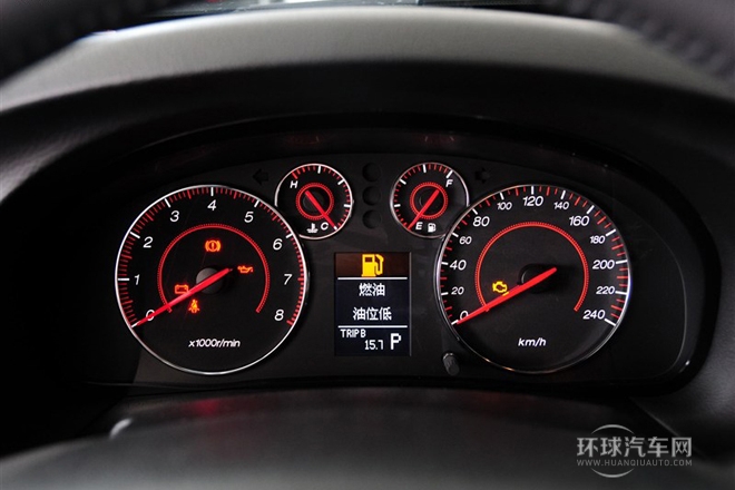 2013款 1.8T 自動(dòng)精英版