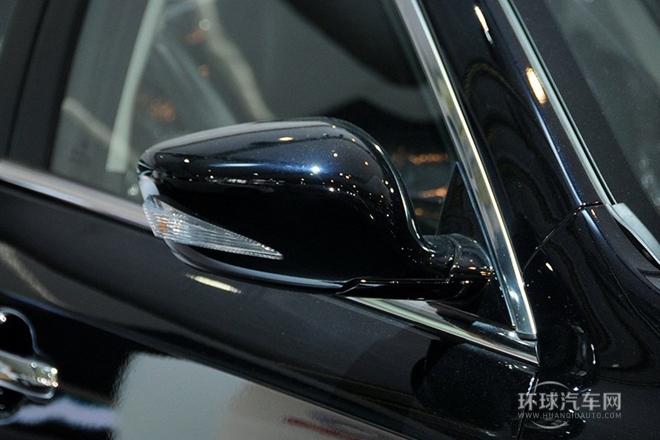 2013款 1.8T 自動五周年行政版