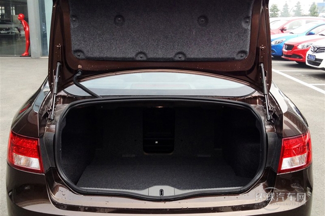 2013款 1.8T 自動五周年紀念版