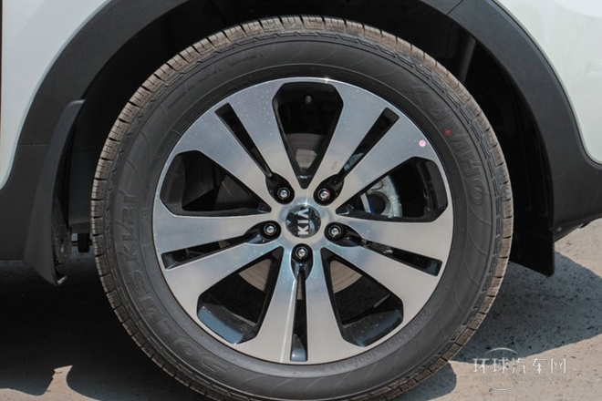 2014款 2.0L 自動兩驅版Premium