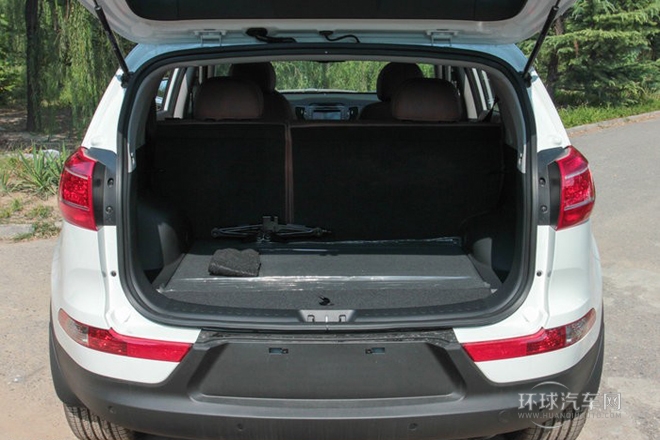 2014款 2.0L 自動(dòng)兩驅(qū)版Premium