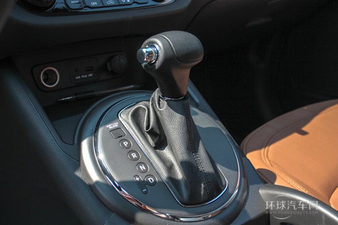 2014款 2.0L 自動(dòng)兩驅(qū)版Premium