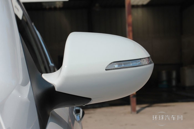 2014款 2.0L 自動(dòng)兩驅(qū)版Premium