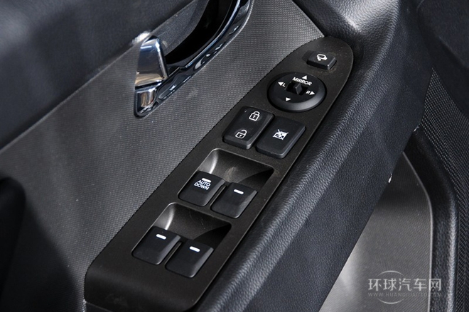 2014款 2.0L 自動兩驅版DLX