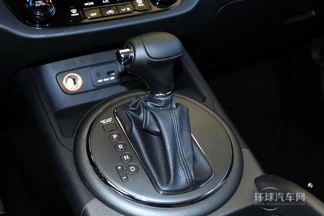 2014款 2.0L 自動(dòng)兩驅(qū)版DLX