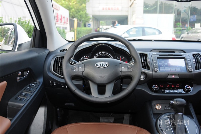 2014款 2.0L 自動兩驅版GLS