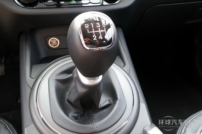 2014款 2.0L 手動兩驅版GLS